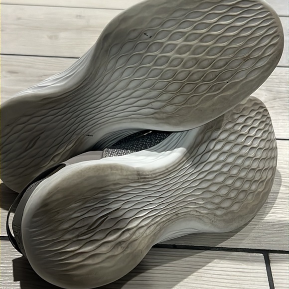 You by Skechers Walk Light Gray & White Slip-ons - Picture 11 of 11